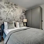 Scala Premium With Parking By Lion Appartement