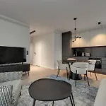 Scala Premium With Parking By Lion Gdańsk