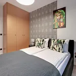 Scala Premium With Parking By Lion Gdansk