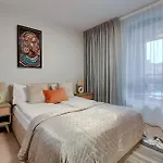 Scala Premium With Parking By Lion 아파트 *