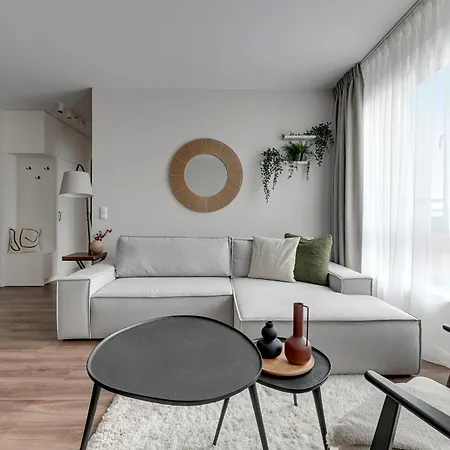 Apartment Scala 60g Center Premium By Lion *