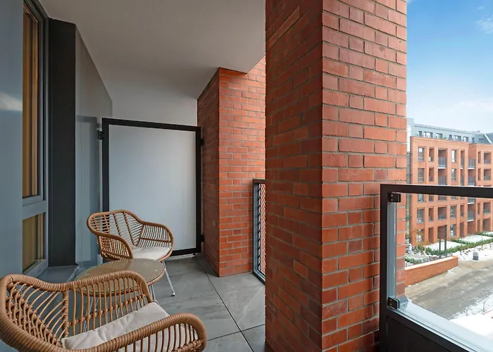 Old Town Scala G Premium With Parking By Lion *