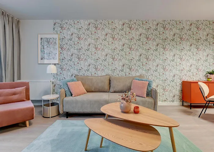 Old Town Scala G Premium With Parking By Lion